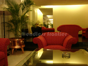 hotel lounge